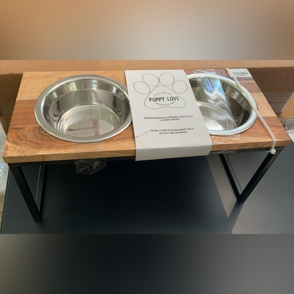 Elevated Pet Bowl - Picture 1 of 3